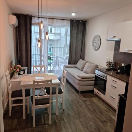Apartman - Centrum Bratislava Dış mekan fotoğraf